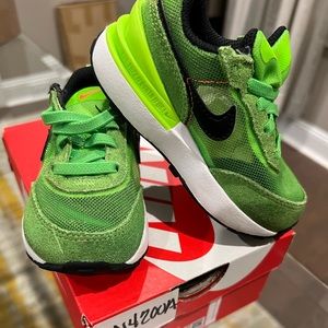 Nike Waffle Kids size 6c